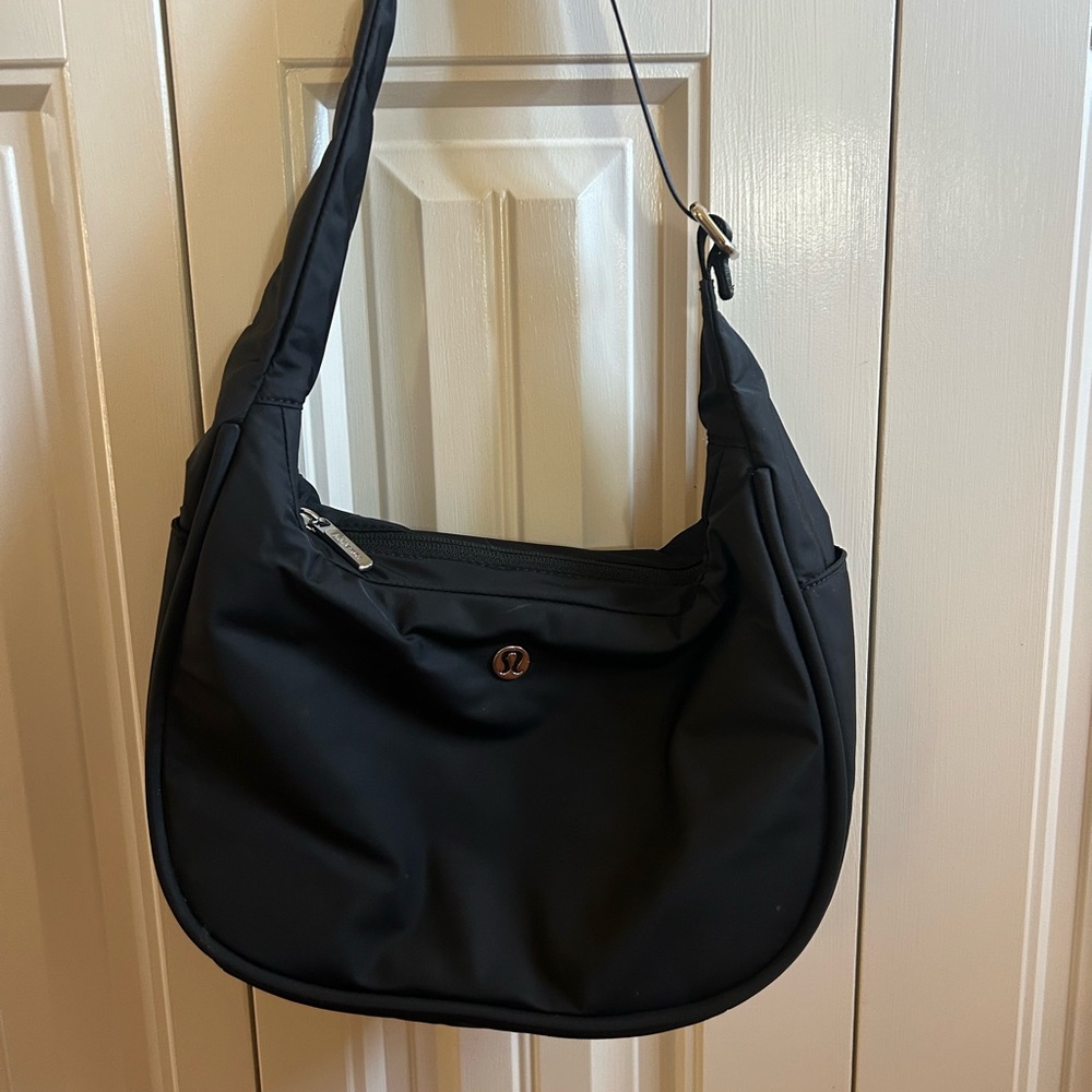 Lululemon Black Shoulder Bag